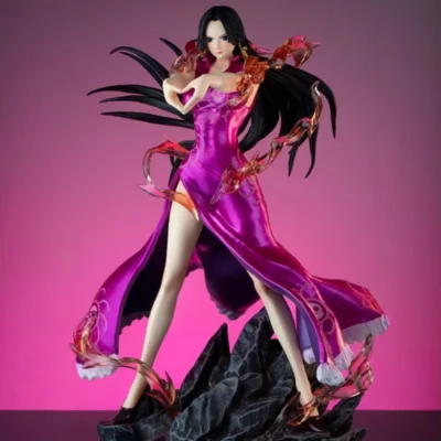 Alternative view of New One Piece Make A Finger Heart Boa Hancock Model Statue